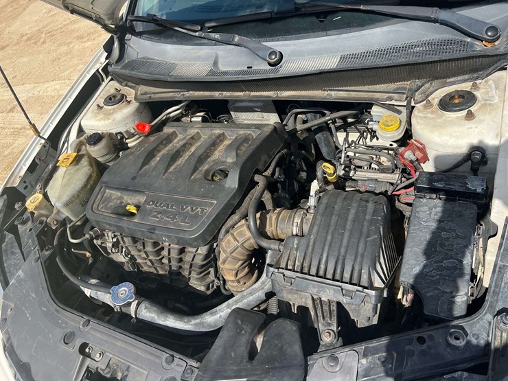 2007-chrysler-sebring-4-door-sedan-(154,138-miles)-image-8