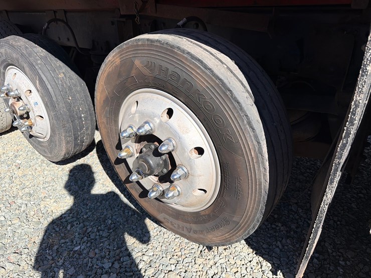 2016-kenworth-t880-image-95
