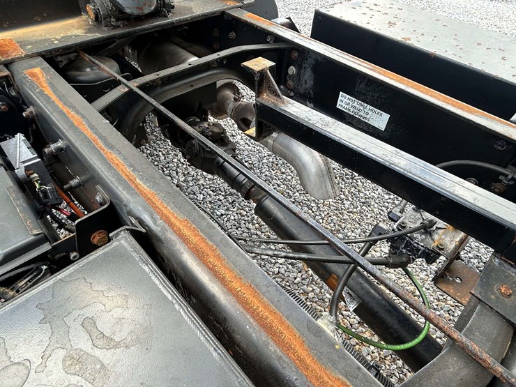 2009-international-durastar-4400-image-21