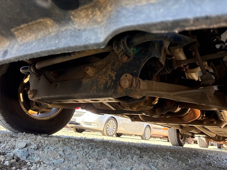 2019-ram-1500-classic-image-59