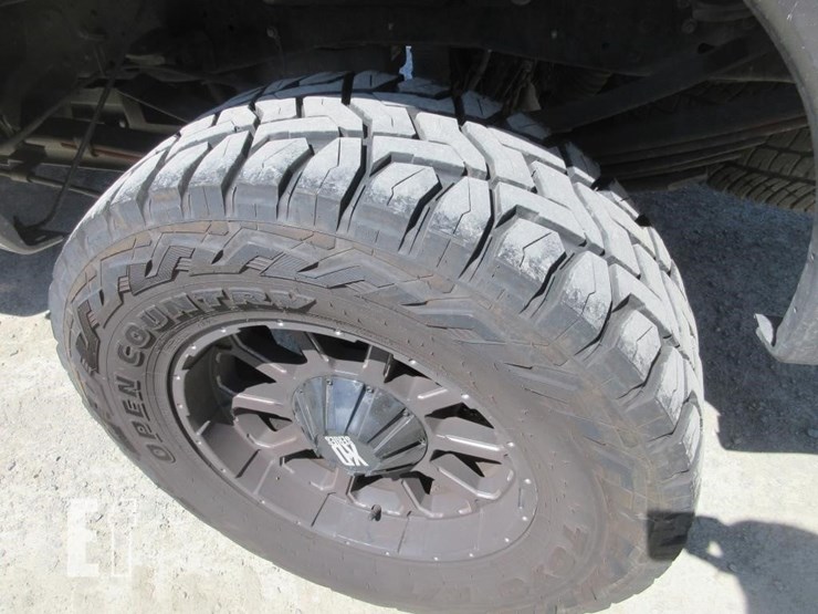 2014-ford-f350-image-17