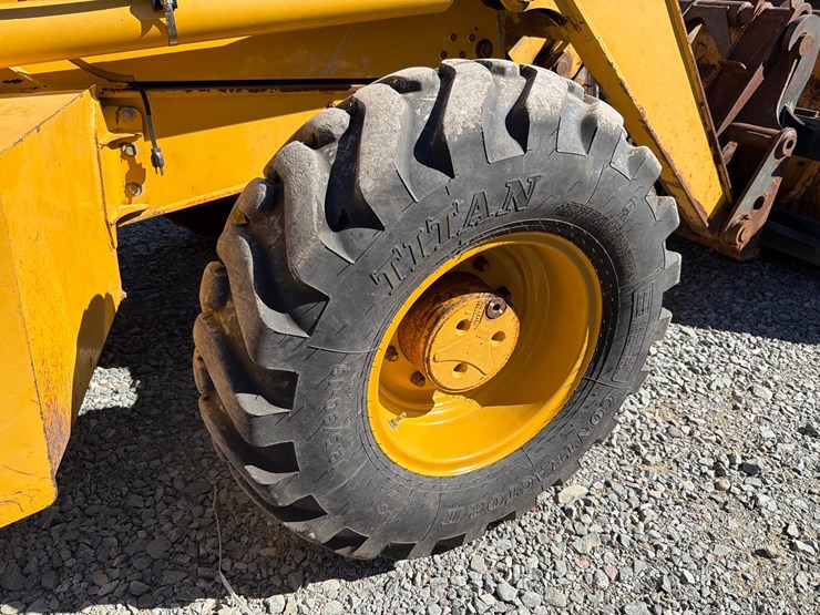 2005-deere-310sg-image-76