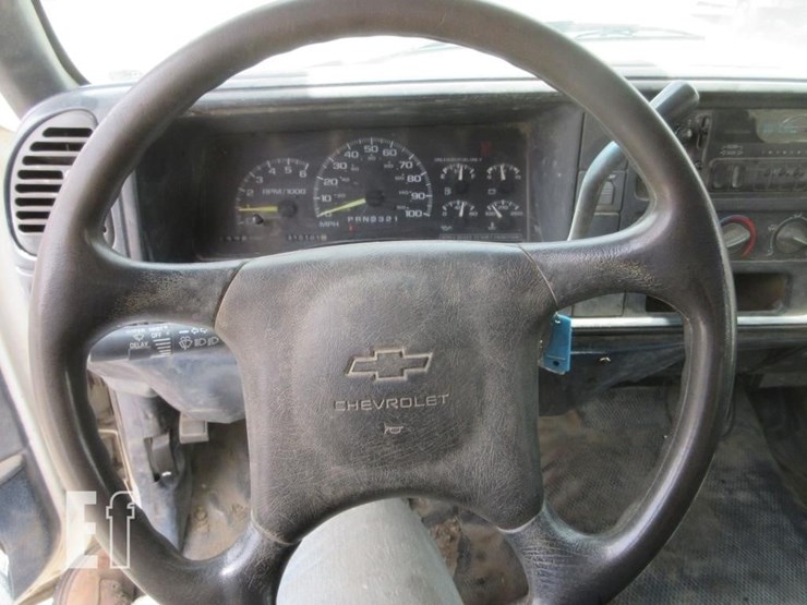 1999-chevrolet-3500-image-8