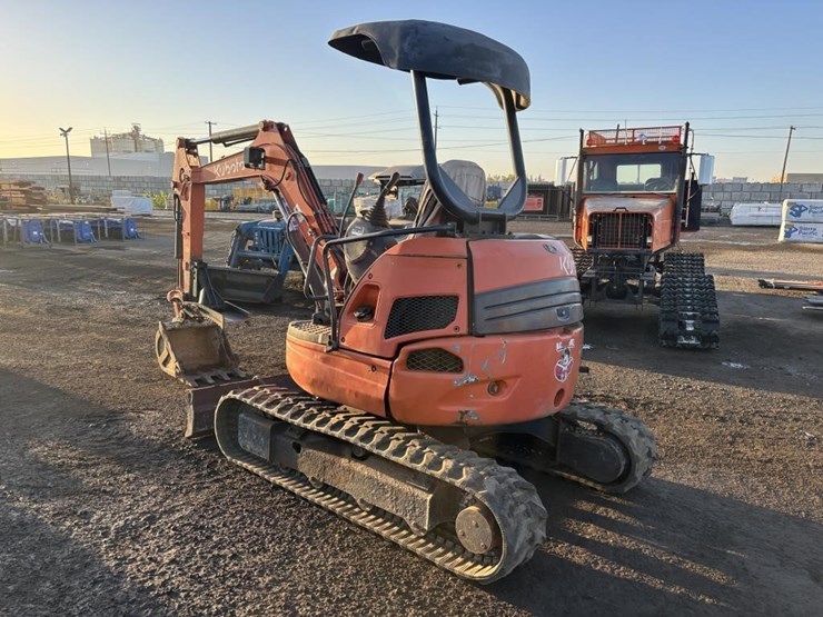 kubota-u30-image-4