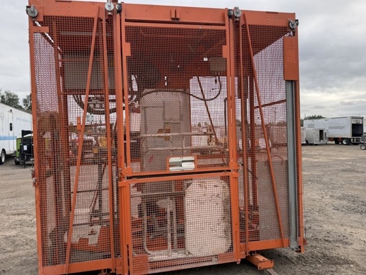 alimak-ab-100'-construction-elevator-image-5