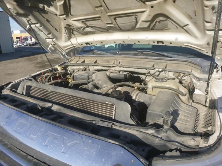 2015-ford-f550-image-15