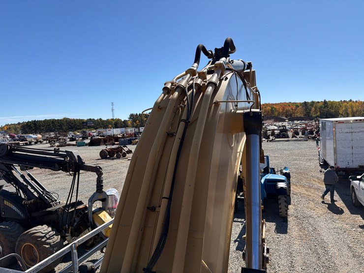 2013-caterpillar-c9-image-49