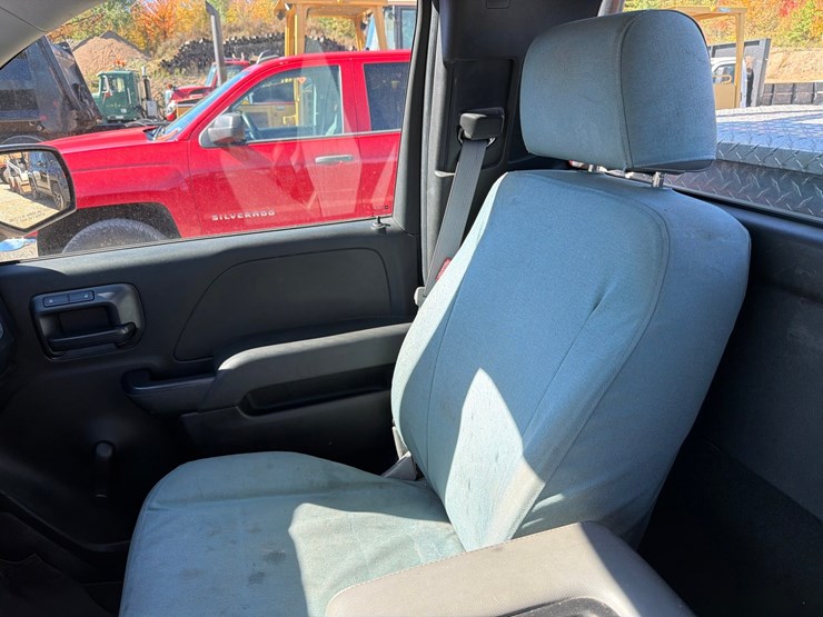 2015-chevrolet-silverado-1500-image-55