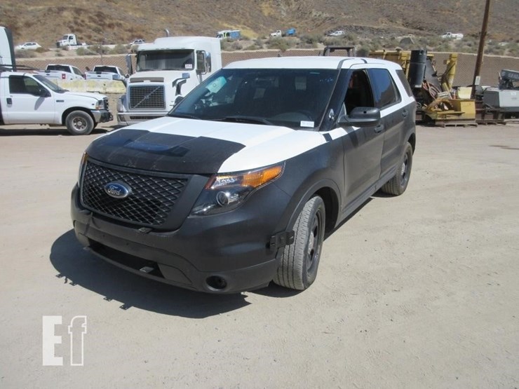 2015-ford-explorer-image-1