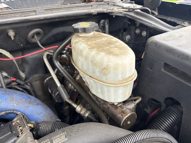 2003-chevrolet-2500-image-32