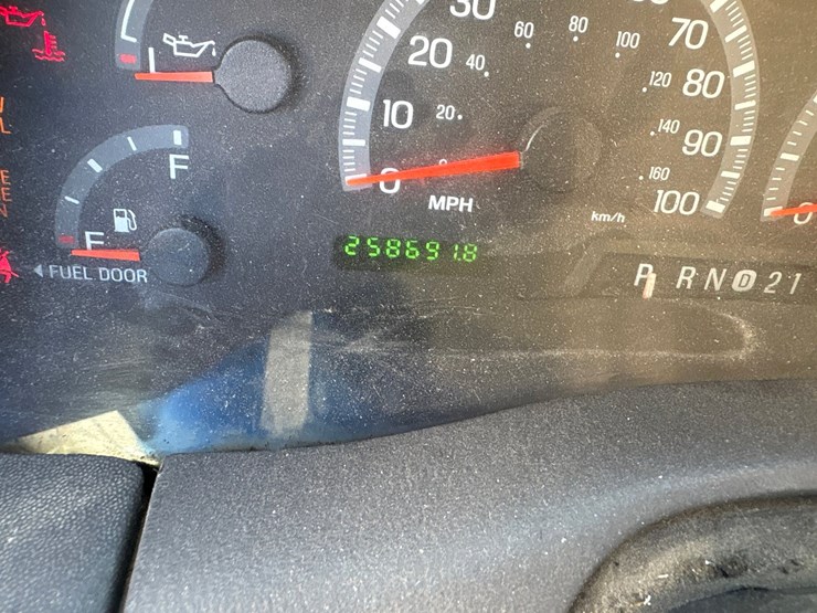 2001-ford-f150-xlt-image-45