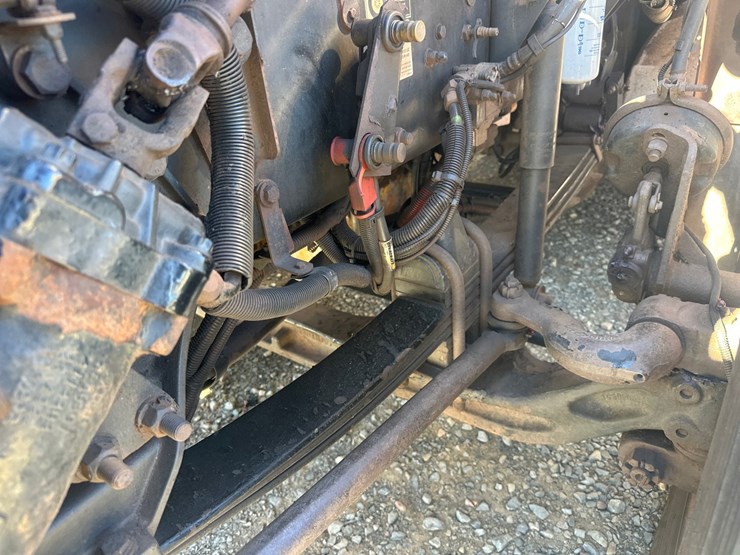 2011-caterpillar-c15-image-53