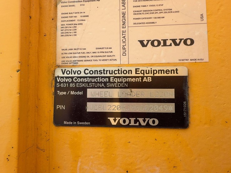 2015-volvo-l220h-image-33