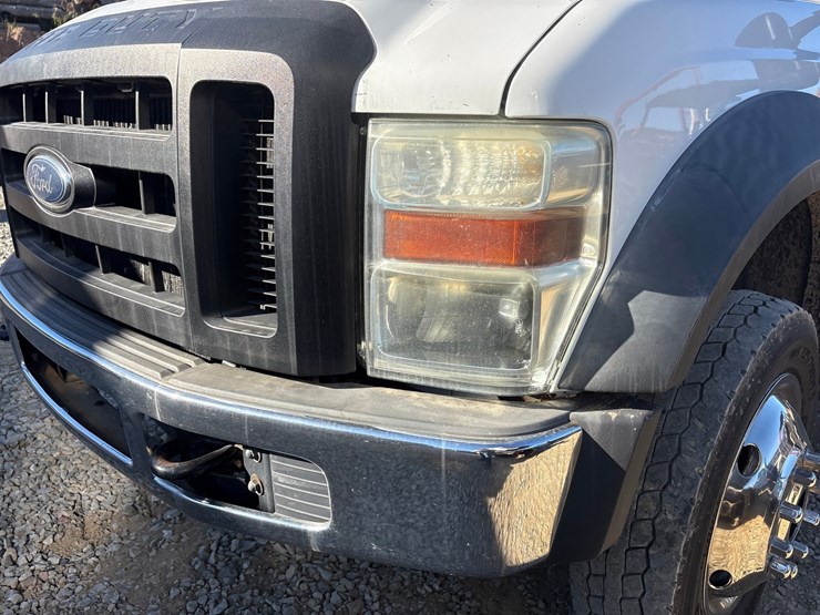 2008-ford-f550-image-9