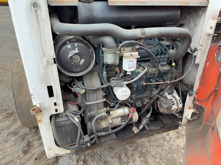 2006-bobcat-s300-image-15