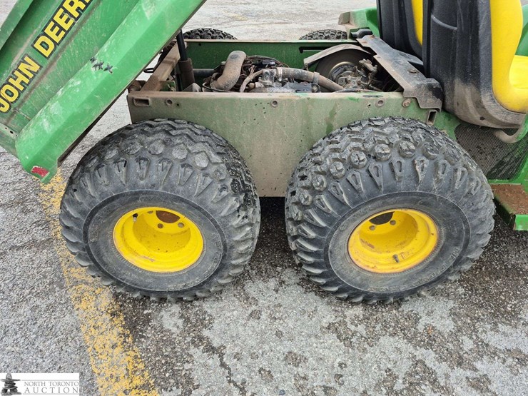john-deere-gator-image-14