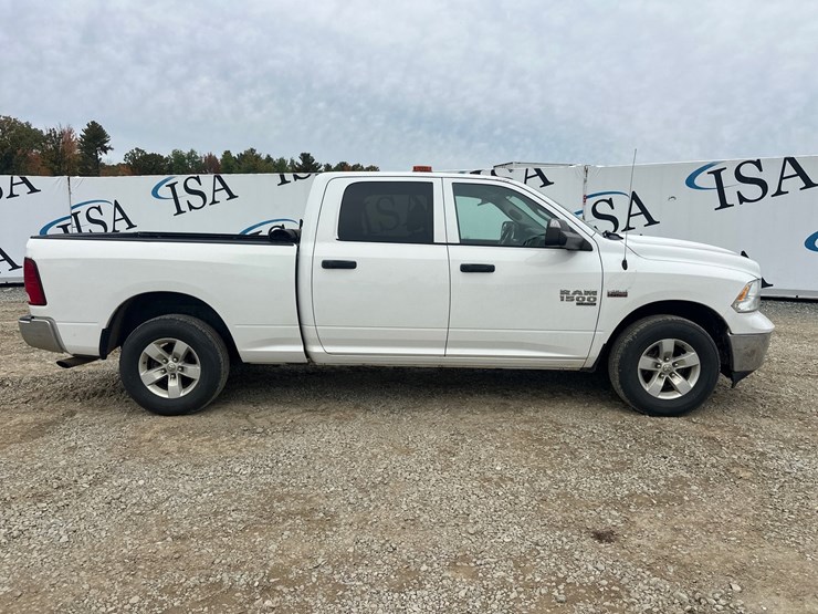 2019-ram-1500-classic-image-6