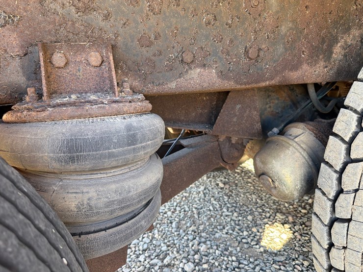 ford-l9000-image-68