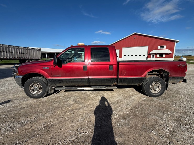 2002-ford-f250-lariat-image-2