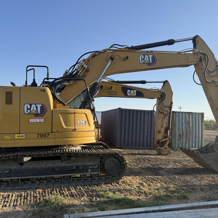 2023 CATERPILLAR 325