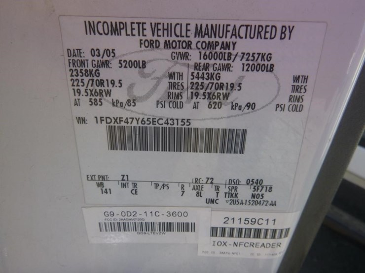 2005-ford-f450-image-28