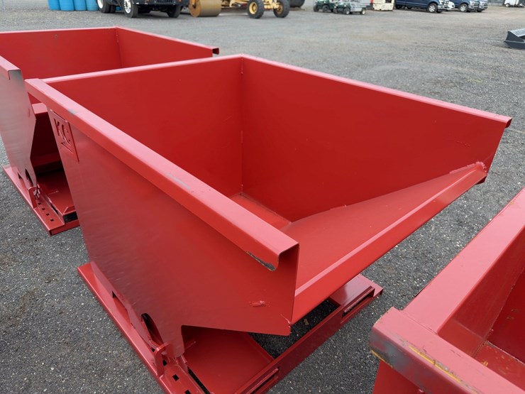 2-yard-self-dumping-hopper-image-4