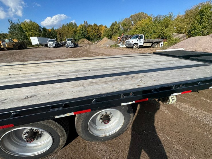 #1956-•-2023-gatormade-tuff-gooseneck-trailer-image-27