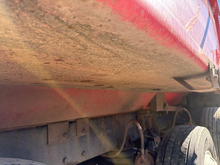 2016-kenworth-t880-image-34