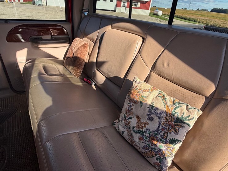 2002-ford-f250-lariat-image-36