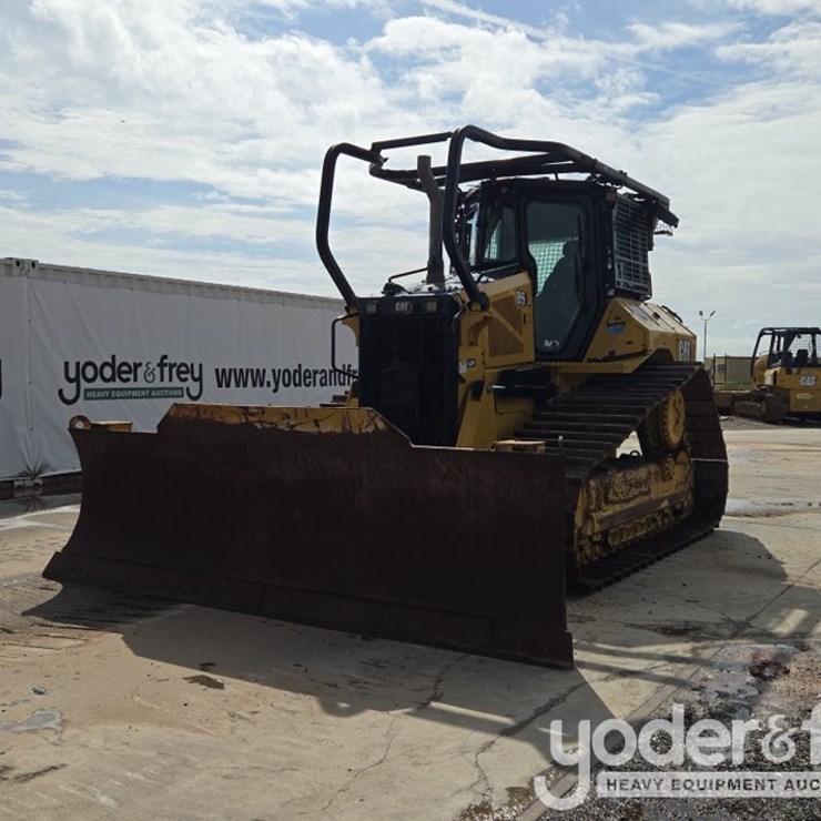 2021 CATERPILLAR D5 LGP