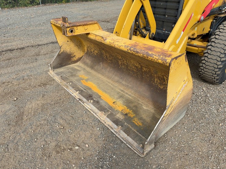 2012-caterpillar-430f-image-9