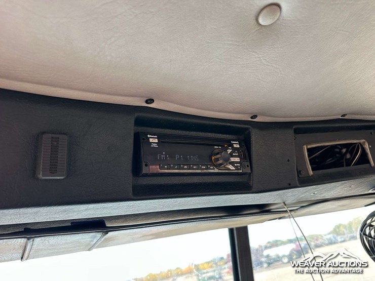 2018-western-star-4900-image-26