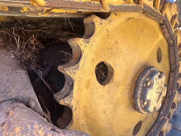 caterpillar-d3b-lgp-image-35