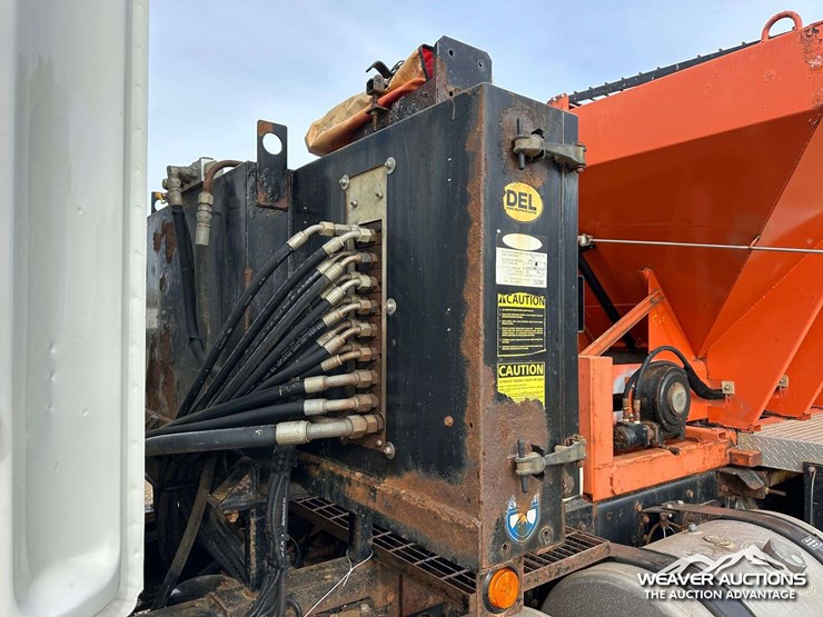 2018-western-star-4900-image-66