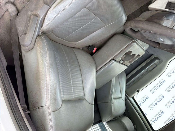 2012-ford-f350-image-13