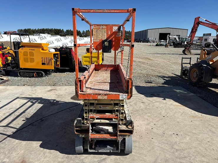 2017-jlg-1932r-image-8