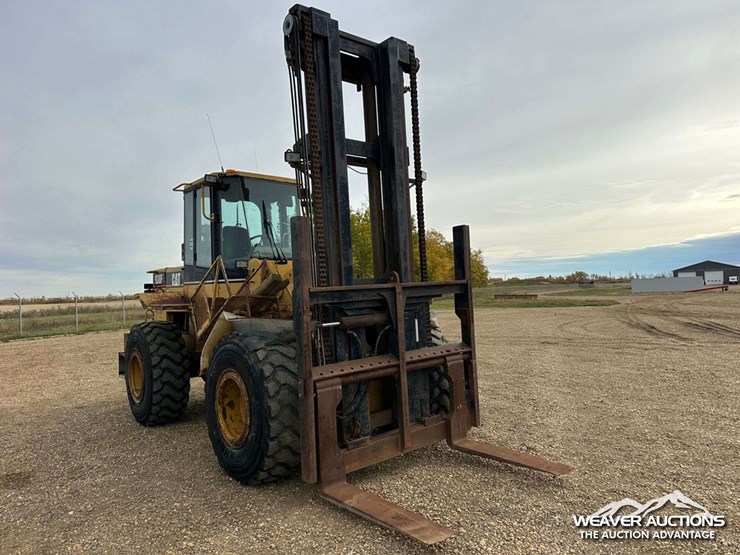 caterpillar-938f-image-24
