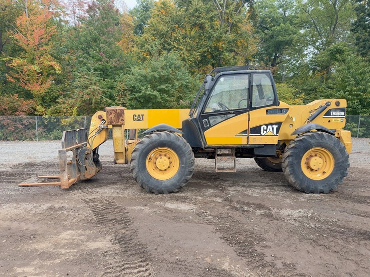2005-caterpillar-th560b-image-2