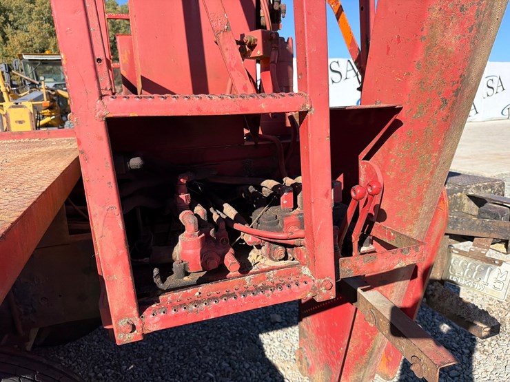 ford-l9000-image-28