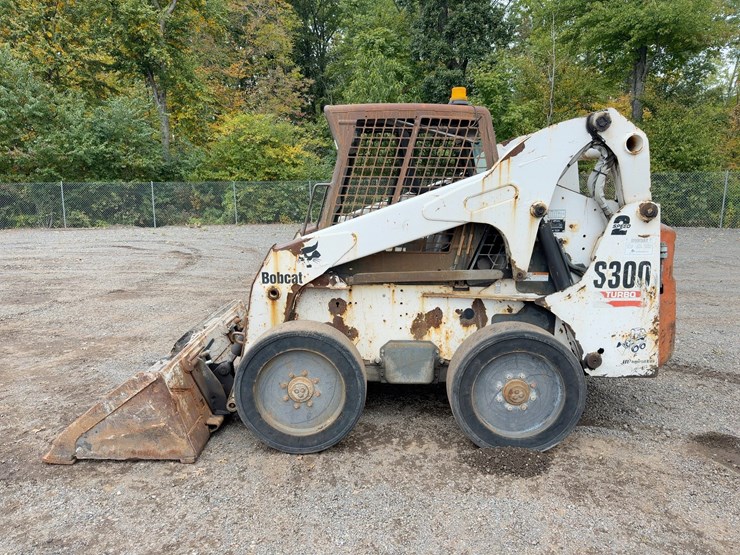 2005-bobcat-s300-image-2