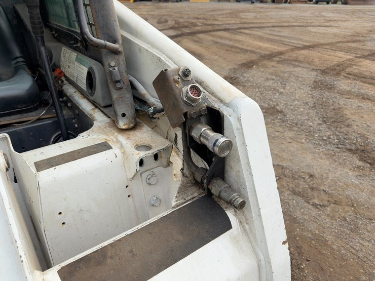 2000-bobcat-864-image-10