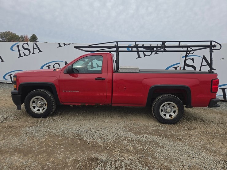 2015-chevrolet-silverado-1500-image-2