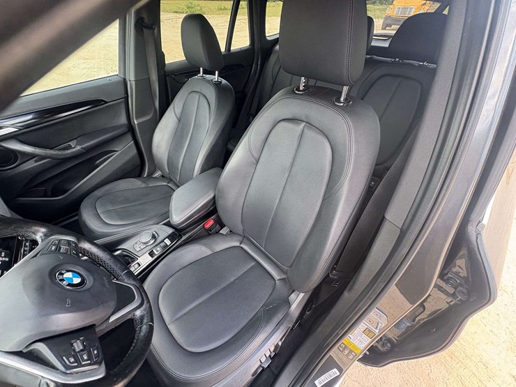2016-bmw-x1-image-11