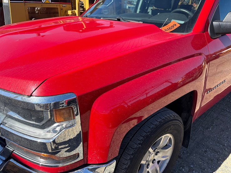 2018-chevrolet-silverado-1500-image-10