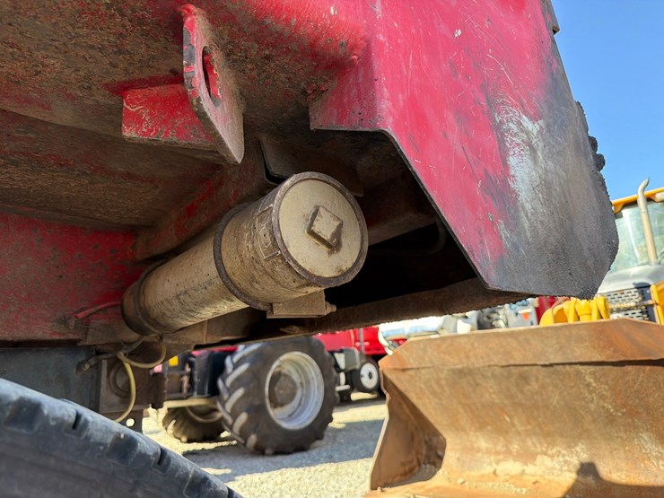 2016-kenworth-t880-image-25