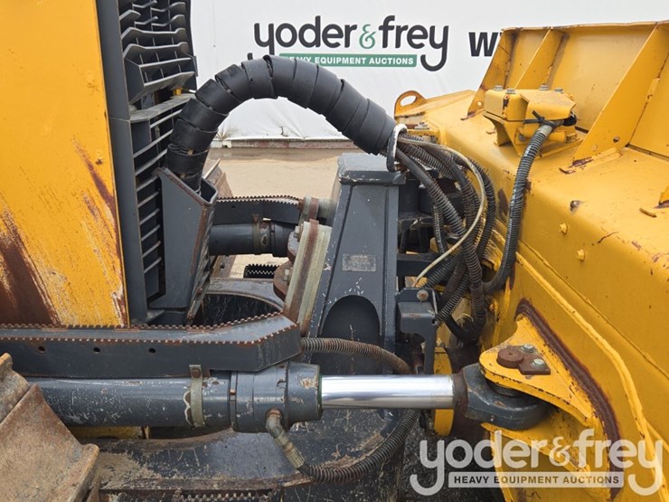 2021-deere-750l-lgp-image-29