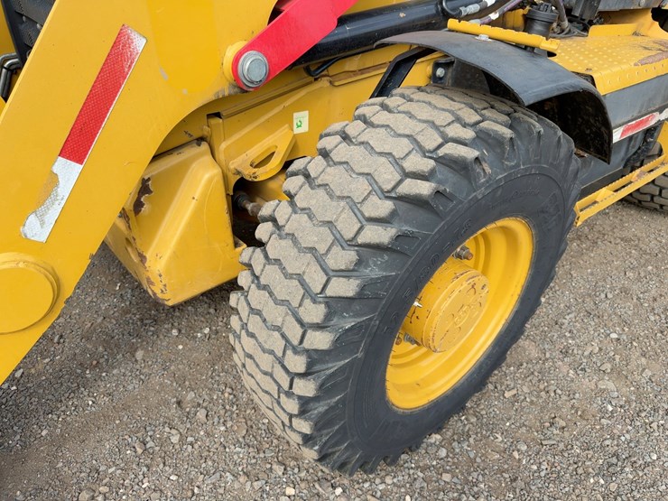 2012-caterpillar-430f-image-16
