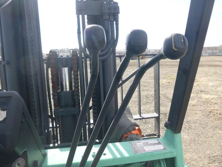 mitsubishi-fg35a-image-10