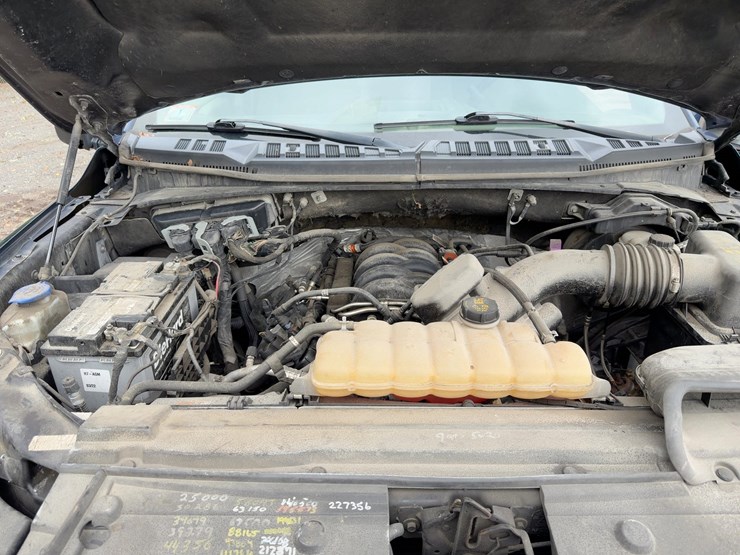 2019-ford-f150-xlt-image-14