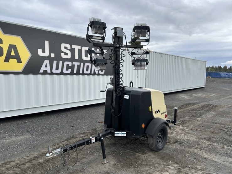 2021-doosan-6kw-towable-light-tower-image-1